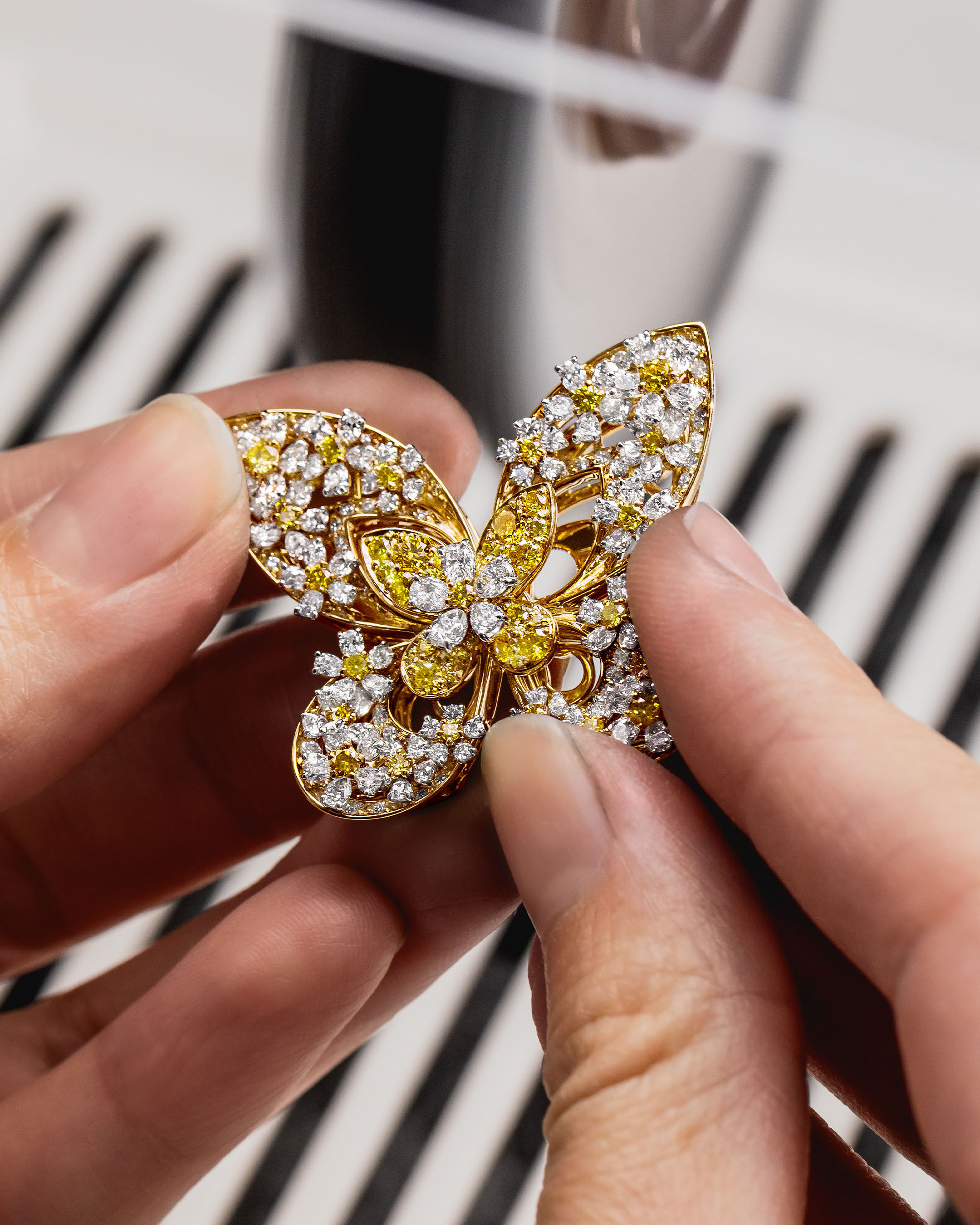 フローラ, Butterfly Brooch - Graff